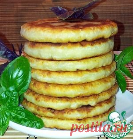 Сырная лепешка с начинкой - кулинарный рецепт