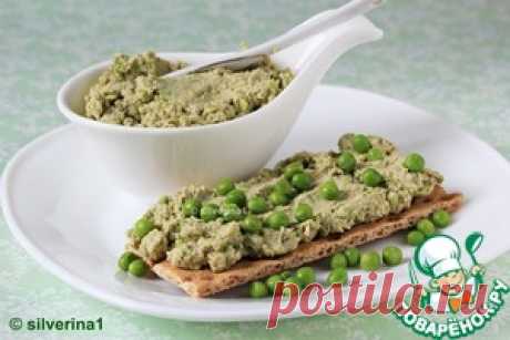 Яичный паштет с горошком и орехами - кулинарный рецепт