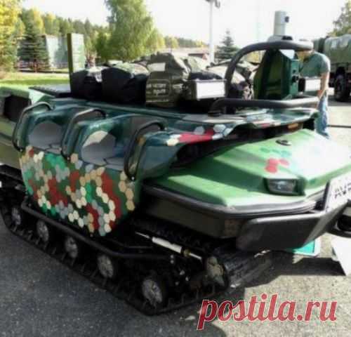 Российская роботизированная система «МАРС А-800» проведёт разведку, доставит боеприпасы и эвакуирует раненых