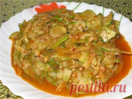 Острый салат из огурцов (добавка для кукси) : Салаты