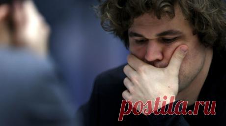 Карлсена оштрафовали на €10 тысяч за отказ играть с Ниманном. Комиссия по этике и дисциплине Международной шахматной федерации (FIDE) оштрафовала норвежского гроссмейстера Магнуса Карлсена за снятие с Кубка Синкфилда в 2022 году. Читать далее