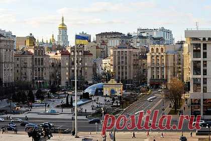 В США заявили о символической помощи Запада Украине. Запад все меньше оказывает Украине настоящую помощь, осуществляя символические поставки вооружений. Об этом заявил бывший морской пехотинец США Брайан Берлетик. Он привел в пример историю с отправкой Германией десяти танков Leopard 1 A5, которые значительно уступают уже поставленным Leopard 2.