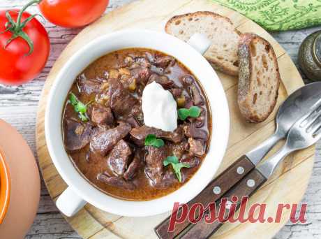 Гуляш из говяжьего сердца на Вкусном Блоге Опять дела сердечные в Вкусном Блоге 🙂 На этот раз под нож попало говяжье сердце. И приготовила я из него… гуляш. Это вкусно, это сытно, это очень по-домашнему. А в сочетании с нежным картофельным пюре – вообще праздник. То же самое вы можете провернуть со свиными сердцами. И даже с…