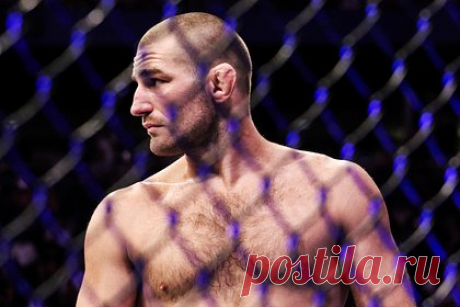 Бывший чемпион UFC пожаловался на «медленную смерть» США