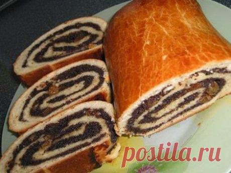 вкусный-сайт.рф/904-makovyy-rulet-s-izyumom.html