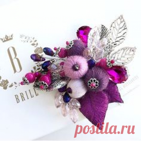 Настало время ярких красок!  NEW❗️НОВАЯ БРОШЬ «ФЛЁР ФУКСИЯ» с любимыми шерстяными ягодками 💕 Размер 9*8 см Больше брошей смотрите…