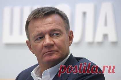 В России предложили добавлять в воду вонючий газ для борьбы с воровством. В России предложили добавлять в воду сероводород и краску для борьбы с воровством. Такое предложение озвучил губернатор Курской области Роман Старовойт. Он прокомментировал жалобу жительницы поселка имени Карла Либкнехта на проблемы с отоплением, которые возникли, несмотря на недавно проведенный ремонт теплосетей.