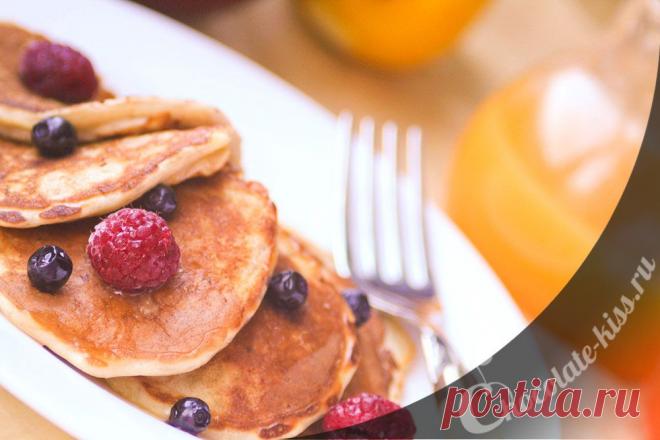 Рецепт овсяных оладий с мандариновыми конфи и ягодами