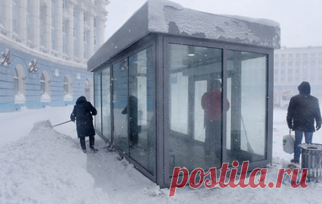 В Норильске объявили штормовое предупреждение. Меры приняты из-за ветра, достигающего 25 м/с