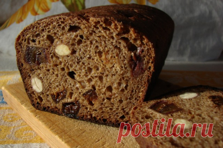 Ржаной заварной хлеб c черносливом, финиками и орехами