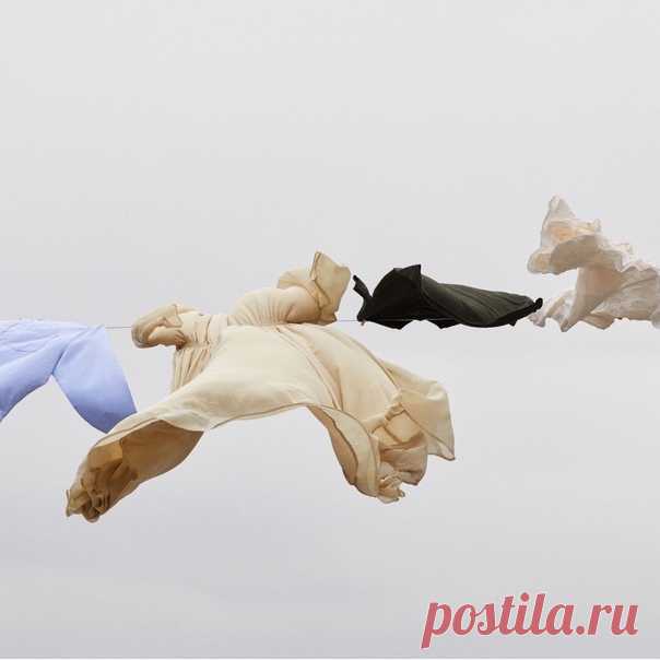 Друзья, мы рады сообщить вам об обновлениях в программе H&M по сбору ненужной одежды и текстиля в России. Теперь все этапы Garment Collecting - от сбора текстиля в магазинах H&M Group до сортировки, повторного использования и переработки, будут происходить на территории России при участии локального партнера - компании Laut Recycling. Основная цель изменений – локализовать процессы, сделать их максимально прозрачными, а также иметь возможность оперативно влиять на изменения и принятие…