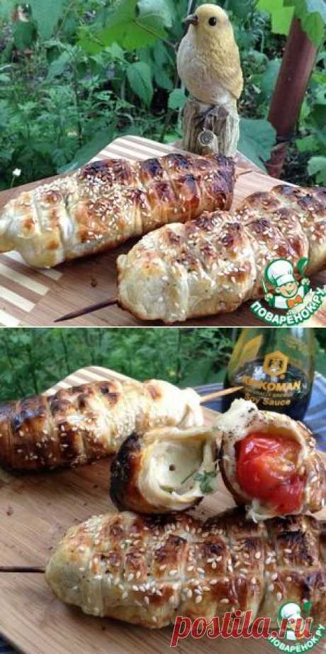 &quot;Шашлычки&quot; из слоеного теста с сыром, ветчиной и помидорами -