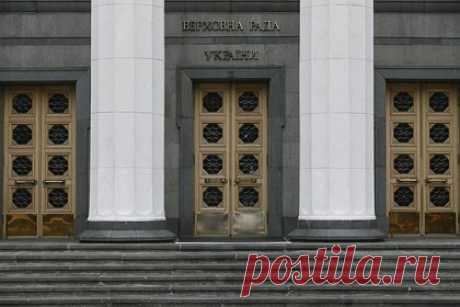 Рада исключила конфискацию имущества из перечня наказаний за коррупцию