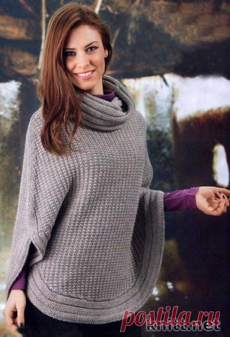 Вязаное спицами пончо с широким воротником