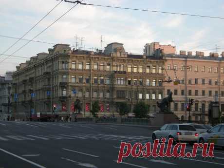 Аничков мост через Фонтанку.
