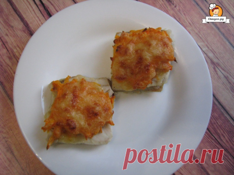 Минтай запеченный с сыром и морковью - Простые рецепты Овкусе.ру