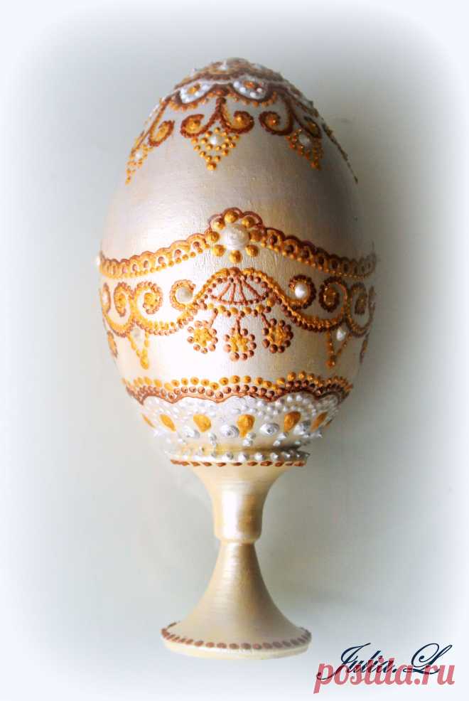 Пасхальное яйцо
(в частной коллекции)