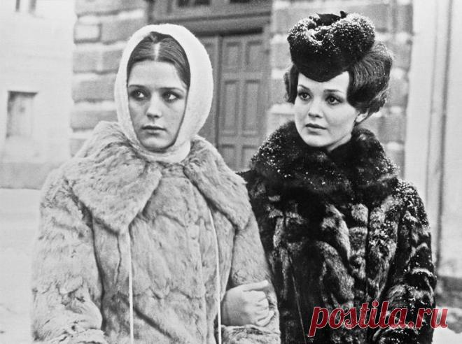 Ирина Алферова в "Хождениях по мукам"