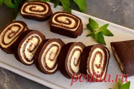 Шоколадный рулет со сливочной начинкой | Рецепты салатов и вкусняшек | Яндекс Дзен