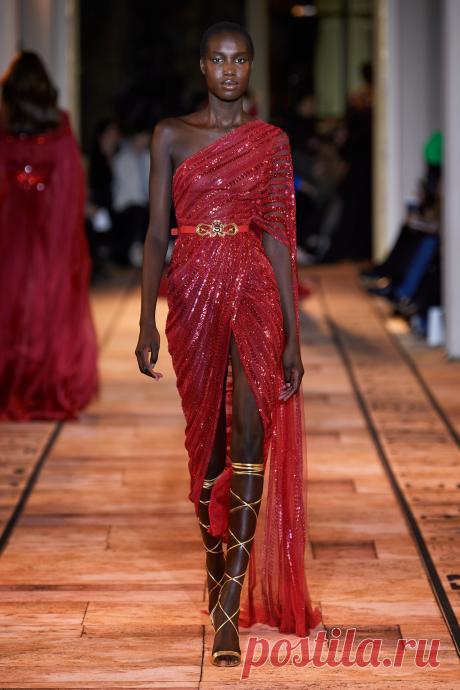 Новая коллекция Zuhair Murad как ода древнеегипетским царицам