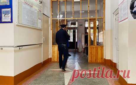 Подросток заявил, что ударил одноклассника ножом в состоянии аффекта. 15-летний подросток, которого подозревают в убийстве одноклассника в одной из школ Махачкалы, заявил, что совершил преступление в состоянии аффекта.