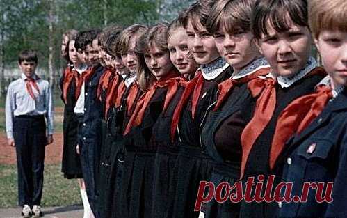 Советская школьная форма / Назад в СССР / Back in USSR