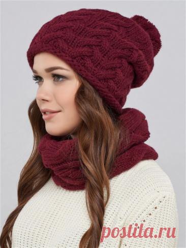 Шапка с узором “королевские косы” на двух спицах