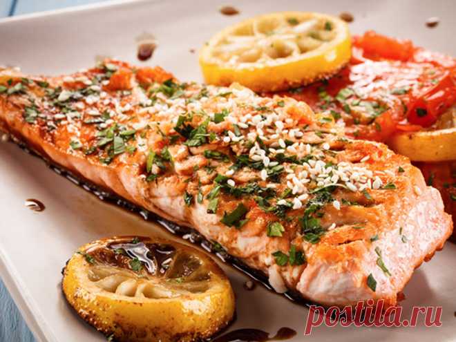 schmackhafter Lachs in Alufolie gegart - Rezept - kochbar.de