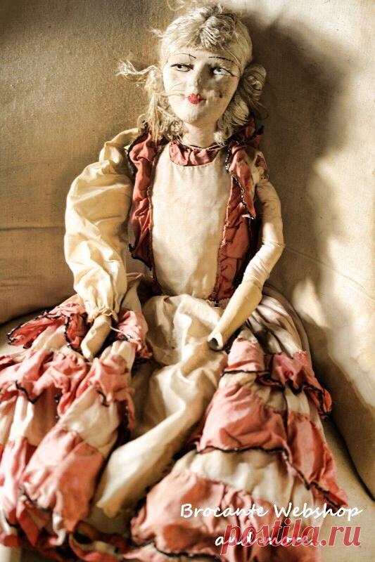 Boudoir Doll Madness