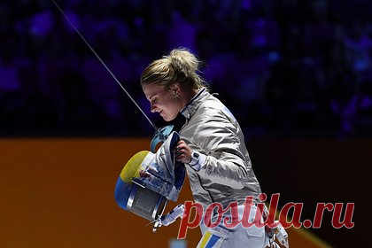 На Украине оценили дисквалификацию саблистки за отказ пожать руку россиянке. Федерация фехтования Украины (ФФУ) оценила дисквалификацию саблистки Ольги Харлан за отказ пожать руку россиянке Анне Смирновой. Отмечается, что вопрос не относится к юрисдикции технического директората соревнований в соответствии с правилами Международной федерации фехтования (FIE), и решение должно быть отменено.