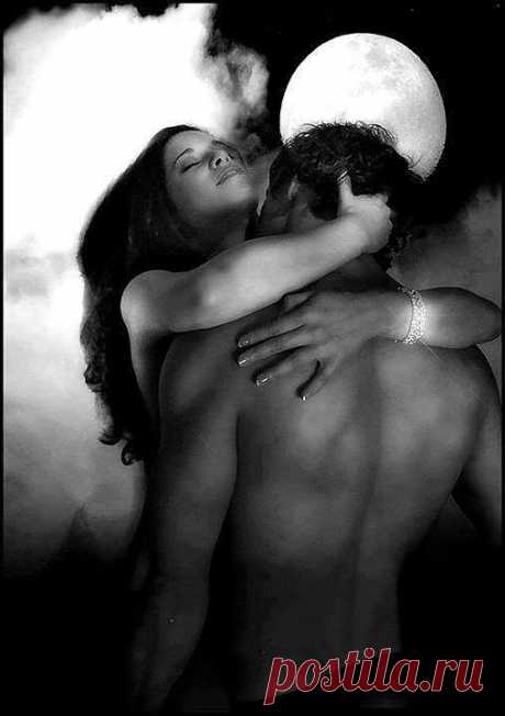 Красивая женщина - дар богов,красивая женщина - зависть врагов.Желанная, словно спасательный круг,Красива на радость и горе подруг. (волшебная страна книг)