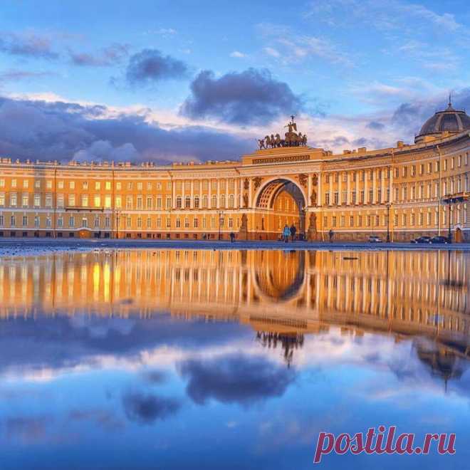 Palace Square, St. Petersburg