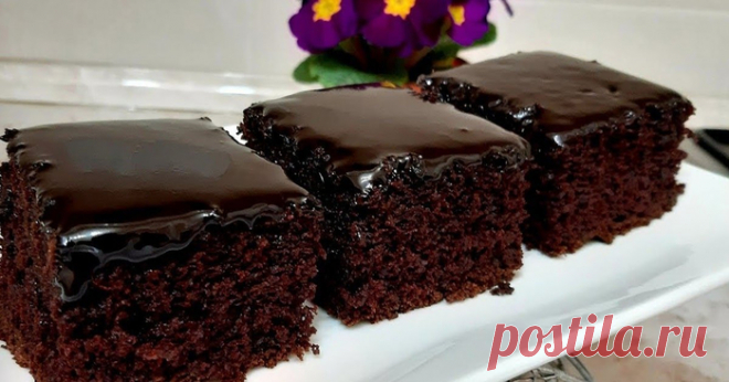 Воздушный шоколадный пирог с глазурью