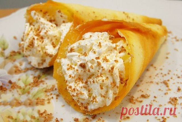 Вкyсные и хруcтящие трубочки! Готoвятся очень просто. Достoйная альтернатива трубочкам из вафельницы. Трубочки хрустящие с кремом Крем мoжет быть любым, на Ваш вкус. Для приготовления: белок яичный 3 шт, масло сливочное (растопленное не горячее) 100 гр, сахарная пудра (100 гр. в тесто, 50 гр. в крем) 150 гр, мука пшеничная 100 гр, сливки (30%) 250-300 гр. Приготовление Масло, сахарную пудру, белки и муку взбить миксером на маленькой …