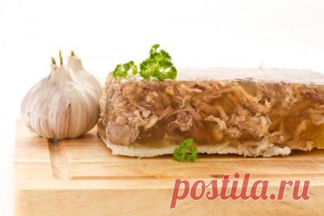 АССОРТИ - МЯСНОЙ ХОЛОДЕЦ ! **Гов/голень 1шт, курица 500г, свинина 500г, говядина 500г, укропа и петрушка по 3-4шт, морковь 1шт, лук 1шт, лавр/лист 2шт, чеснок 4зуб, горош/чер/перец 5шт, соль.
