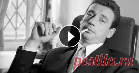 «Les Feuilles Mortes»: поёт Ив Монтан - актёр и певец, которого нельзя не любить О нём говорили, что он берёт от жизни всё, что она ему даёт. Его обожали за неистовую бурлящую энергию, за глаза, излучающие лучезарный свет, и за необыкновенную тональность его голоса, рождающую ту страсть, которая пронзает сердце и переворачивает душу. Он ушёл из этого мира четверть века назад, но его песни и сегодня никого не оставляют равнодушными.