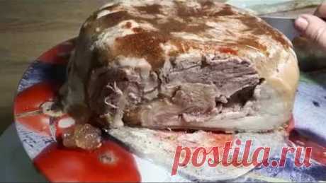 САЛЬТИСОН СО СВИНЫХ ШКУРОК
