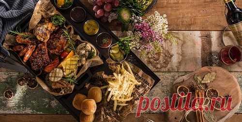8 интересных аппетитных блюд бразильской кухни Бразильская кухня является самой вкусной и уникальной на континенте Южной Америки. Рецептура блюд многообразна благодаря комбинации кулинарных традиций разных народов мира.