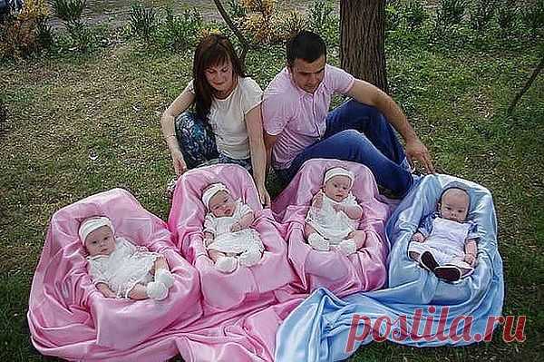 Имя БОГА --крепкая башня:убегает в неё праведник- и безопасен(пр.СОЛОМОНОВЫ 18:11)