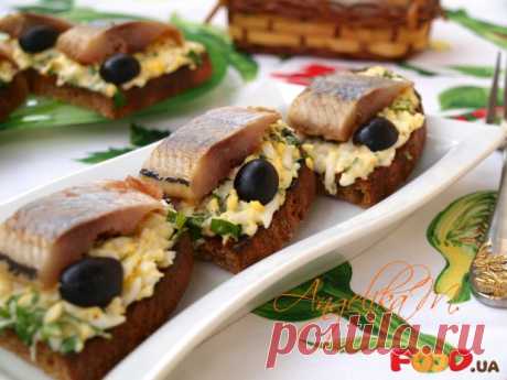 Гренки с селёдкой - Кулинарные рецепты на Food.ua