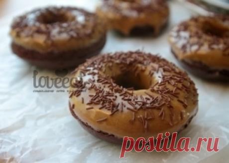 Шоколадные пончики с кофейной глазурью