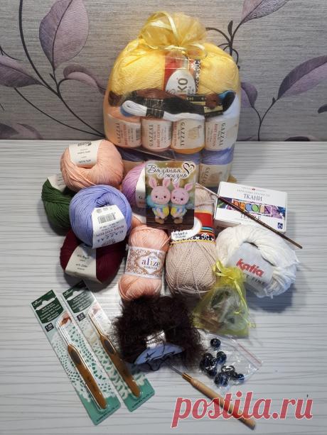 пряжа. нитки. фурнитура. крючок. Gazzal "Baby Cotton". Alize "Forever". крючок. глаза. краски. кисть
#Вязанаяигрушка #вязание #вязанаяжизнь #амигурумиигрушка #наборпряжи #пряжа #нитки #фурнитура #крючок #GazzalBabyCotton #волосыдлякуклы #AlizeForever #крючок #глаза #краски #кисть