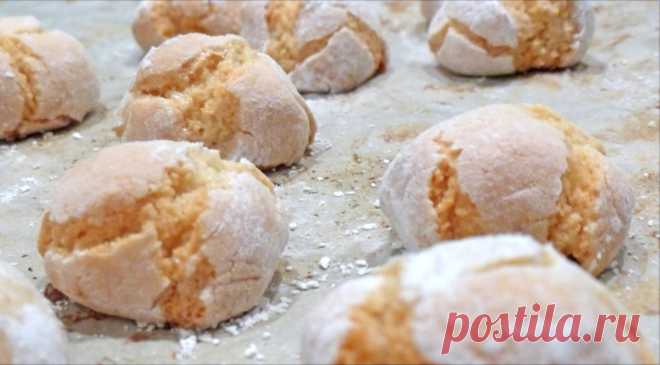 Миндальное печенье 
Простой рецепт очень вкусного печенья из миндаля и сахара.