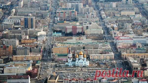 Бизнесмен из Читы презентовал Мишустину свое производство уличной мебели