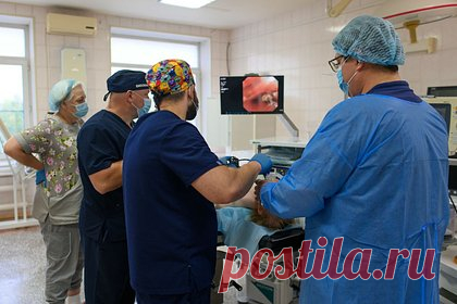 Во Владивостоке врачи спасли наглотавшуюся камней девочку