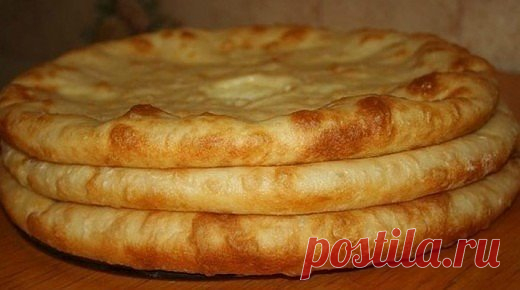 Осетинские пироги с картошкой. 
Я столько раз читала об этих пирогах и вот сегодня я их попробовала… что могу сказать? Это невероятно вкусно! влюбилась…