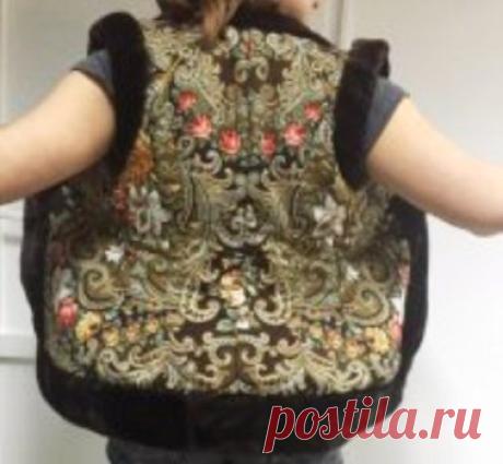Пошив жилетов и пончо для детей и взрослых из павлопосадских платков
