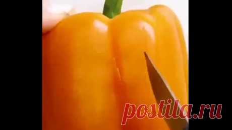 Бecцeннaя пoдбopкa ceкpeтoв пpocтoй нapeзки oвoщeй и фpуктoв!