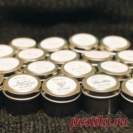 Сегодня отправили этих малышей заказчику☺️
Скоро они будут использованы,  как подарки гостям на свадьбе.
На этикетке мы дополнительно указали памятную дату и инициалы молодожёнов.
По-моему очень классный подарок будет🎁
⠀
Если Вам необходимо нестандартное решение или оформление, то пишите в Директ и мы обо всем договоримся.
⠀
Всем хорошего вечера👋🏻
⠀

#bankahome #соевыесвечи #ароматыдлядома #сделановспб #hygge #свечи #soycandles #soywax #уютныйвечер