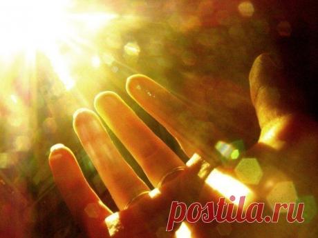 Будь способен практиковать эти пять вещей в любых условиях: уравновешенность, щедрость души, искренность, убежденность и добро, и тогда ты узнаешь, что такое хорошая жизнь.
Конфуций
Сегодня в 16:00 и 20:00 мск онлайн медитация с Дикшей Единства у Игоря Иванилова на Материальный успех через проработку отношений с мамой, присоединяйтесь к нам: 
https://meditatiom.harmonylife.biz/anons/